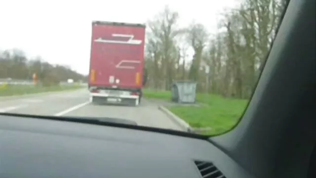 Porno Geen registratie  Een Amerikaan gay sexfilmpjes nodigt een Aziatische vrouw uit die mager is en haar vagina in de bout stopt.