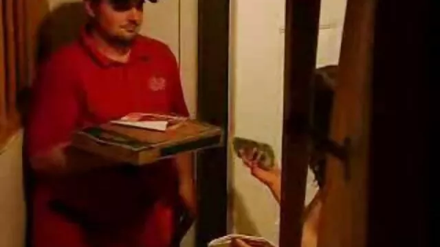 Porno Geen registratie  Hij neukt een volwassen vrouw in de vagina met kanker en duwt de bout in gratis lange sexfilmpjes haar wang.