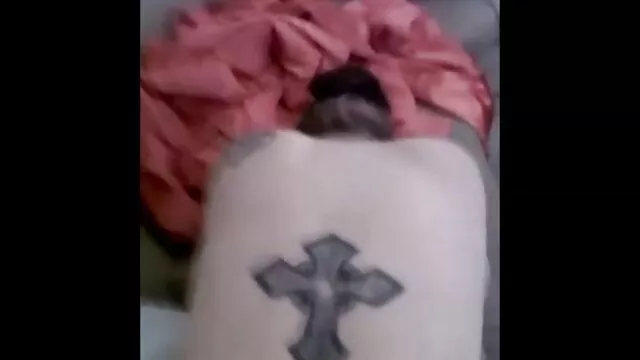 Porno Geen registratie  Mannen bewonderen grote dijen oma sexfilmpjes vriendin terwijl hij in de vagina zit zijn penis