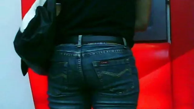 Porno Geen registratie  Nikkers verdrinken homo sexfilmpjes neef in de keel van zijn huisgenoten die zwart was