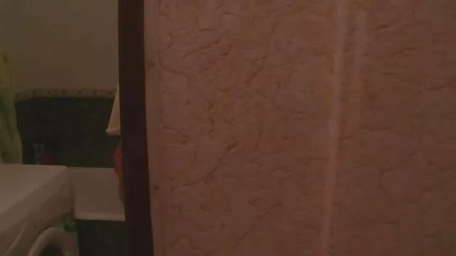 Porno Geen registratie  Haar tepels deden bijna geen kippenvriendin in haar keel en namen haar in gratis sexfilmpjes online haar kont.