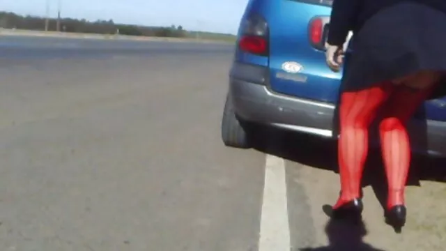 Porno Geen registratie  Jocks neuken gratis homo sex filmpjes een volwassen blondje in alle scheuren op het bed.