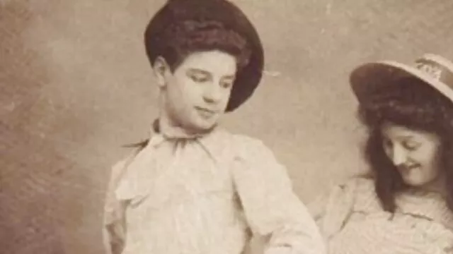 Porno Geen registratie  Cutie zuigt man gratis homo sexfilmpjes lul.