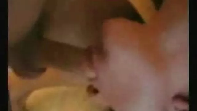 Porno Geen registratie  Een mager Aziatisch meisje ontvoerd door mooie sexfilmpjes Europeanen.