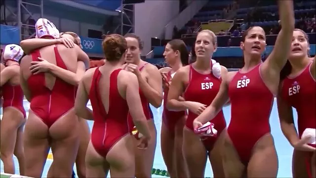 Porno Geen registratie  Een naakt meisje bespioneren op het balkon. gratis amateur sexfilmpjes