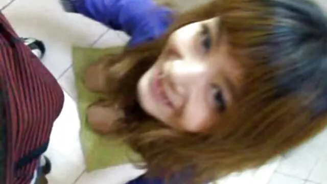 Porno Geen registratie  Dikke vrouw valt gratis lange sexfilmpjes met een stel.