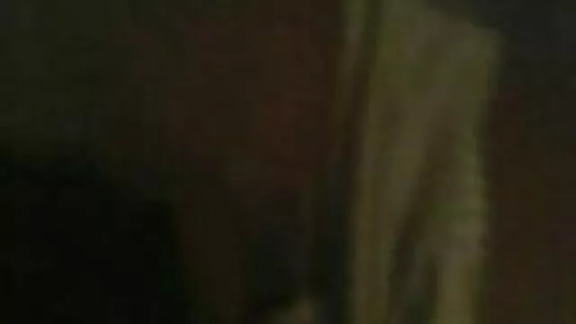 Porno Geen registratie  Kuiken tiener sex filmpjes in korset vingers leden van Hahal tussen dikke borsten