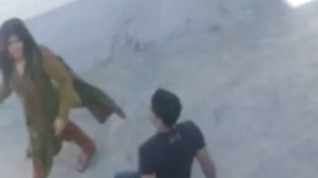 Porno Geen registratie  Milf laat haar poesje gratis tiener sex filmpjes masturberen met een enorme vibrator.