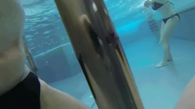 Porno Geen registratie  Blonde Amy Brooke krijgt een sex filmpjes beffen grote mond in vagina en kont